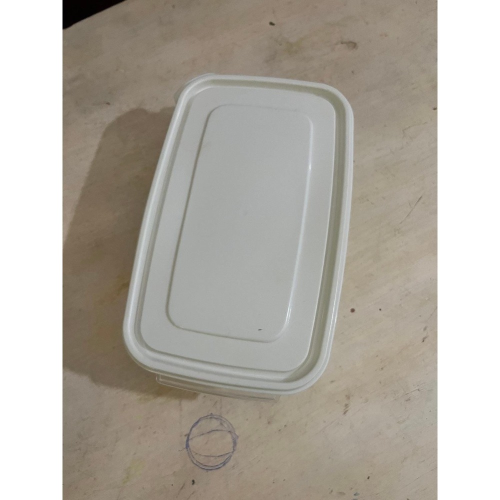 Rubbermaid Servin Saver 24oz Food Storage Container Clear with White Lid 710ml
